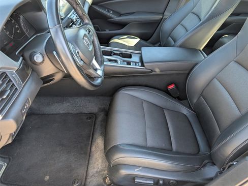 Used 2022 Honda Accord Sport image 10