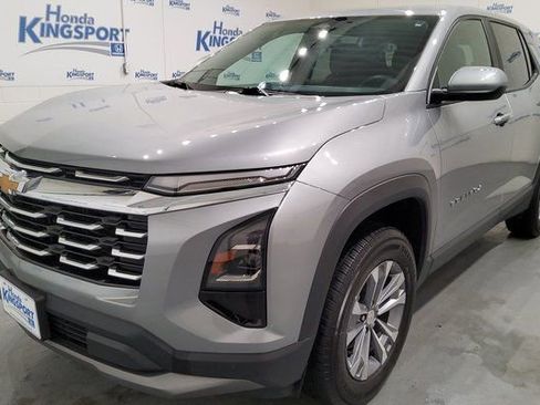 Used 2025 Chevrolet Equinox LT image 6