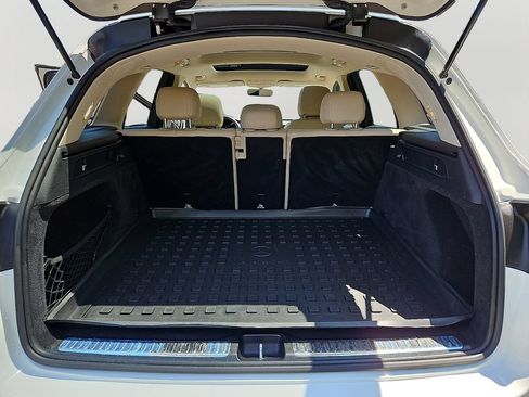 Used 2020 Mercedes-Benz GLC 300 4MATIC image 28