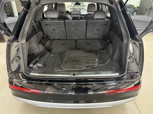 Used 2018 Audi Q7 3.0T Premium Plus w/ Premium Plus Package AWD/4WD image 10