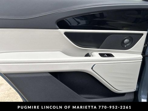 New 2026 Lincoln Nautilus Reserve image 22