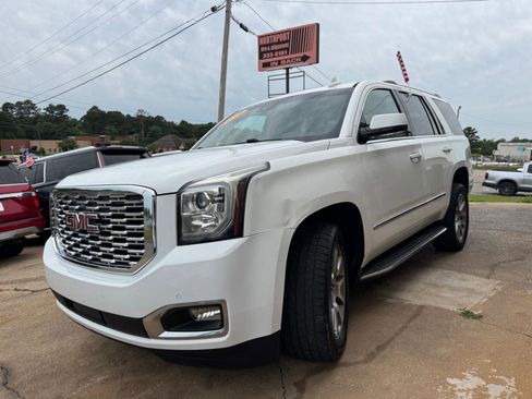 Used 2018 GMC Yukon Denali RWD image 4