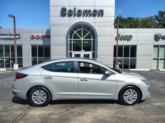 Used 2020 Hyundai Elantra SE FWD video 1
