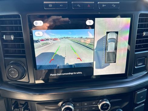 Used 2024 Ford F250 Lariat w/ Lariat Ultimate Package image 17