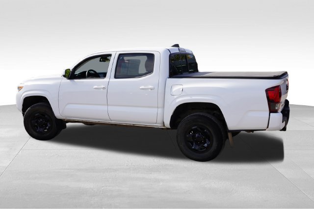 Used 2023 Toyota Tacoma SR AWD/4WD image 10