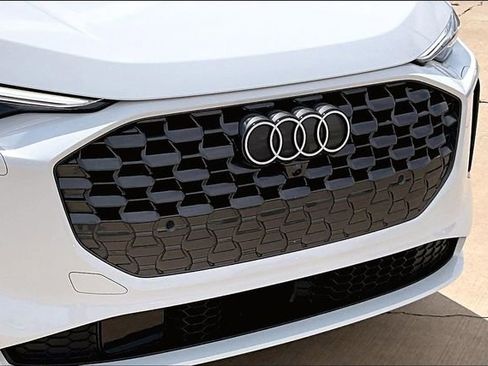 New 2025 Audi Q5 Premium Plus image 30