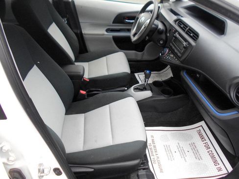 Used 2013 Toyota Prius C Two image 20