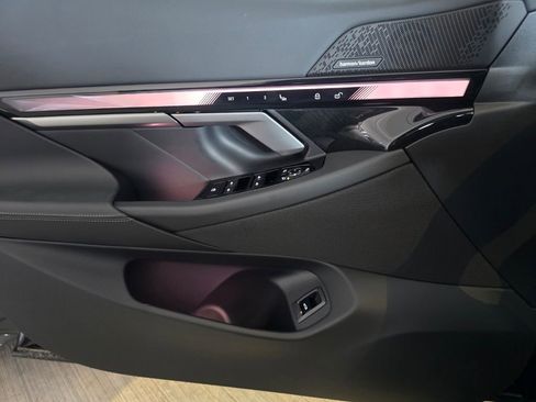 New 2027 BMW 530i RWD image 16