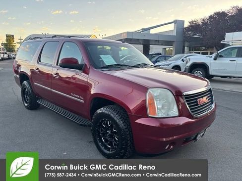 Used 2011 GMC Yukon XL SLT AWD/4WD image 4