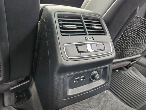 Used 2021 Audi S4 Premium Plus w/ Premium Plus Package image 8