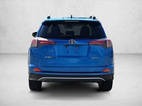 Used 2018 Toyota RAV4 Limited FWD image 6