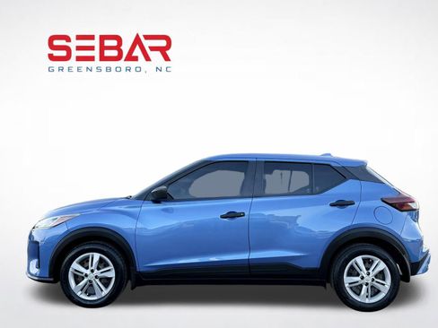 Used 2021 Nissan Kicks S FWD image 12
