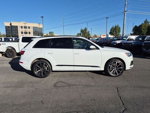 Used 2021 Audi Q7 3.0T Premium Plus AWD/4WD image 2