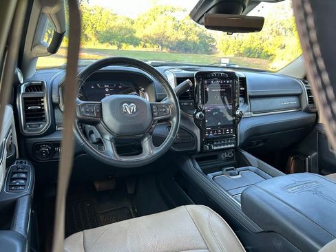 Used 2023 RAM 2500 Limited image 11