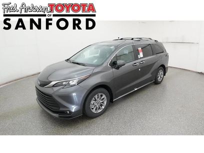 New 2025 Toyota Sienna XLE