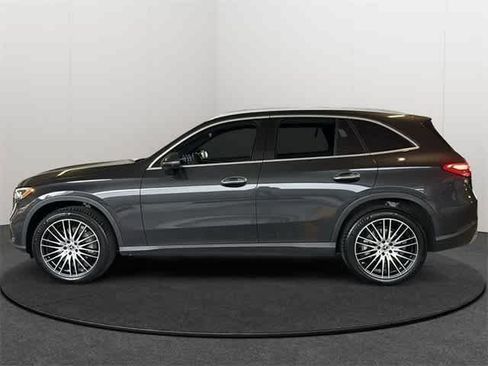 Certified 2025 Mercedes-Benz GLC 300 GLC 300 image 3
