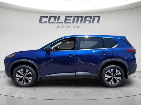 Used 2021 Nissan Rogue SV AWD/4WD image 2