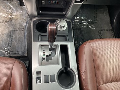 Used 2016 Toyota 4Runner Limited image 25