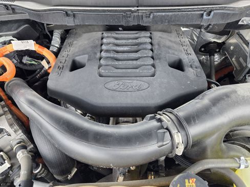 Used 2023 Ford F150 Lariat w/ Equipment Group 502A High AWD/4WD image 29