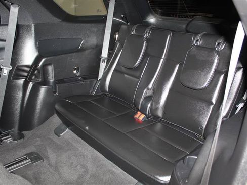 Used 2020 Ford Explorer Limited RWD image 32