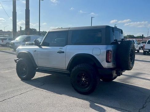 Used 2022 Ford Bronco Wildtrak AWD/4WD image 5
