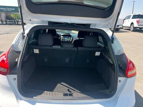Used 2016 Ford Focus ST FWD image 34