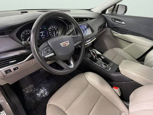 Certified 2023 Cadillac XT4 Premium Luxury w/ Cold Weather Package FWD image 18