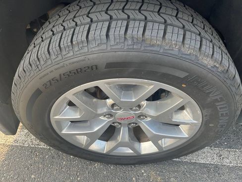 Used 2018 GMC Yukon SLT w/ HD Trailering Package AWD/4WD image 7