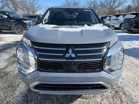 Used 2025 Mitsubishi Outlander SEL image 8