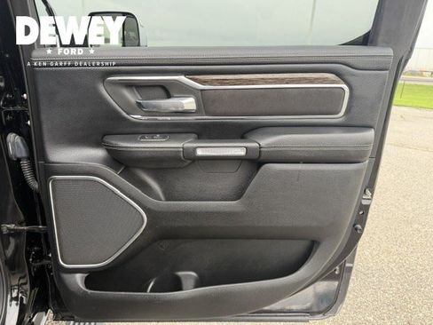 Used 2019 RAM 1500 Laramie AWD/4WD image 41
