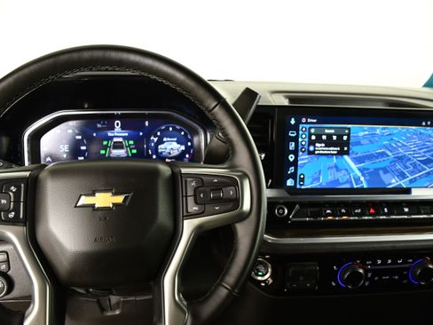 Used 2026 Chevrolet Silverado 1500 LT AWD/4WD image 17