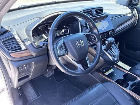 Used 2020 Honda CR-V Touring image 2