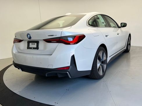 Used 2023 BMW i4 eDrive40 w/ Premium Package RWD image 3