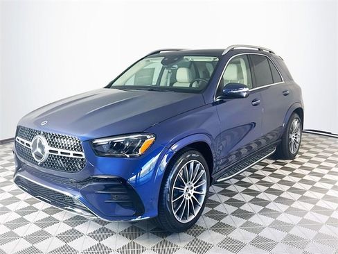 New 2026 Mercedes-Benz GLE 450 4MATIC image 3