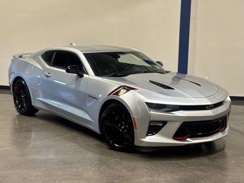 Used 2018 Chevrolet Camaro SS w/ Redline Edition RWD image 2