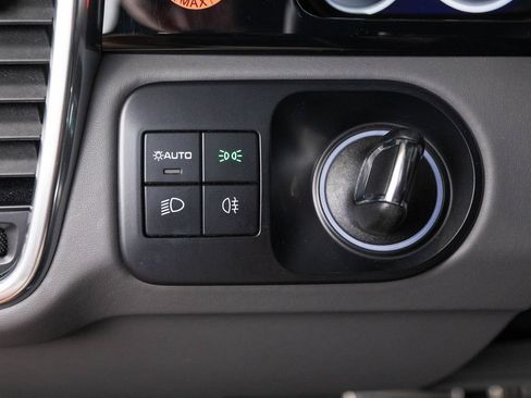 Certified 2022 Porsche Cayenne Turbo AWD/4WD image 23