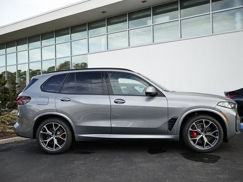 New 2026 BMW X5 xDrive40i w/ M Sport Package image 4