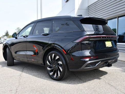 New 2026 Lincoln Nautilus Reserve w/ Jet Appearance Package AWD/4WD image 4