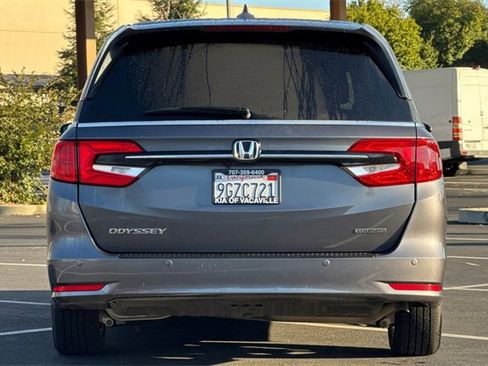 Used 2023 Honda Odyssey Touring image 7