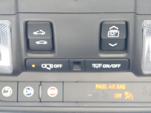 Certified 2022 Cadillac XT5 Sportv w/ Technology Package image 32