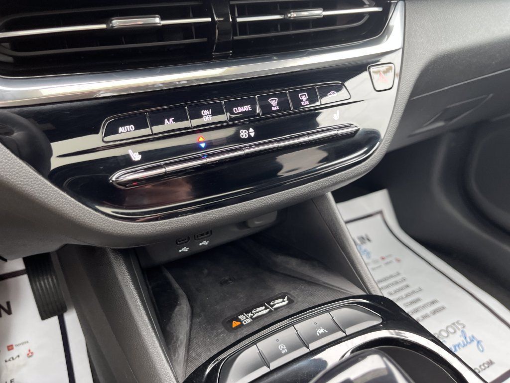 Used 2024 Buick Envista Avenir FWD image 18