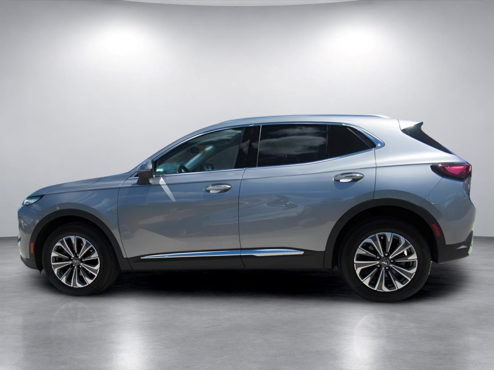 Used 2025 Buick Envision Preferred AWD/4WD image 4