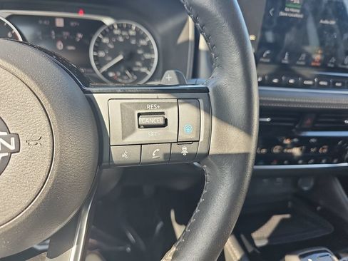 Used 2023 Nissan Rogue SL w/ SL Premium Package FWD image 18