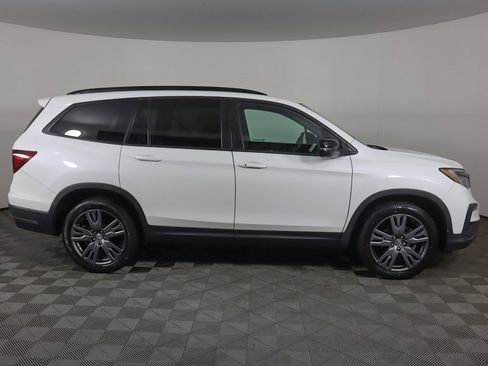 Used 2022 Honda Pilot Sport image 19