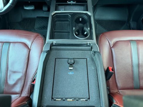 Used 2022 Ford F250 Platinum w/ Tremor Off-Road Package AWD/4WD image 63