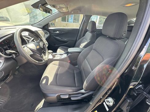 Used 2021 Chevrolet Malibu LS FWD image 23