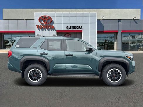 New 2026 Toyota 4Runner TRD Off-Road Premium image 2