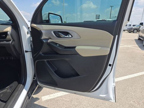 Certified 2023 Chevrolet Traverse LS w/ Safety Package FWD image 28