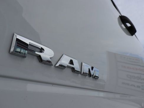 Used 2025 RAM 2500 Lone Star w/ Bed Convenience Group image 9