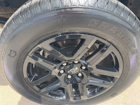 Used 2020 Chevrolet Silverado 1500 RST w/ Texas Edition RWD image 37